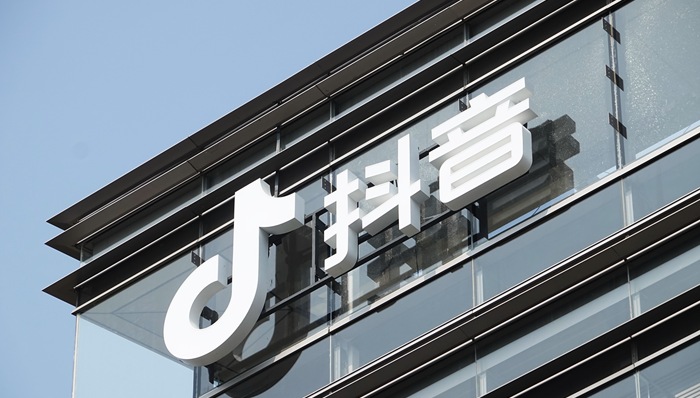 高考288分女孩爆火后开直播了,不知后续是否直播带货